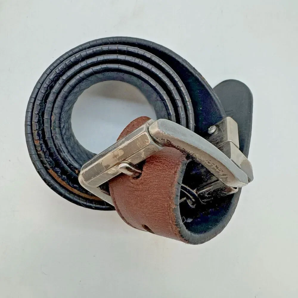Levi Strauss & Co. Original Riveted Men's 34 Reversible Leather Belt Black Brown
